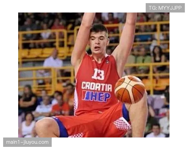 大洛：祖巴茨是最佳防守球员竞争者 并具备更大成长潜力